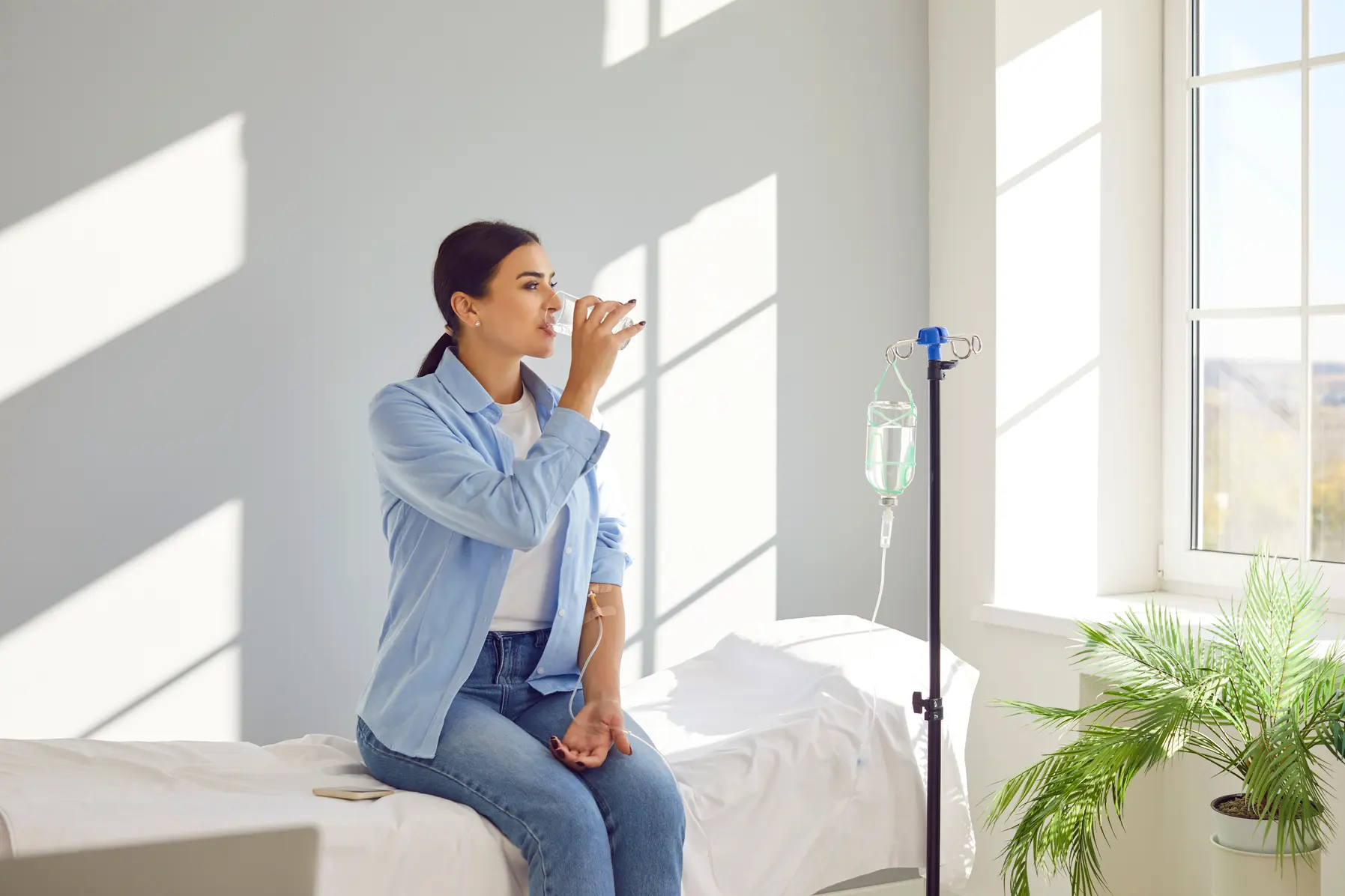 IV Hydration vs. Drinking Water - What's the Difference? | Urban Radiance Medspa in Morristown, TN